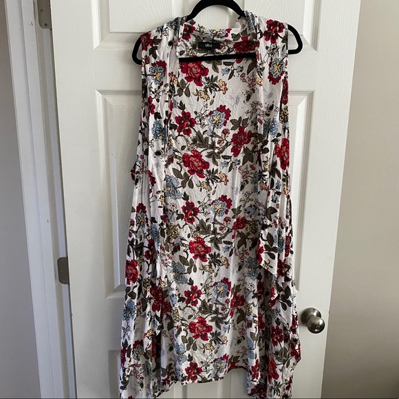 ellos Sweaters - Floral cardigan